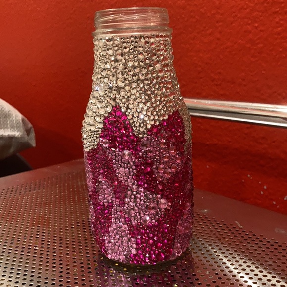 Handmade Rhinestone mini vase - Picture 4 of 4